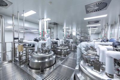 東陽光集團:向新而行鏈成群,跨越發(fā)展起高峰!